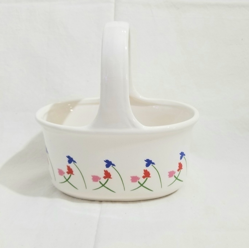 Vintage 1985 Inarco Floral Trinket Basket/ Decor,  Made in Japan